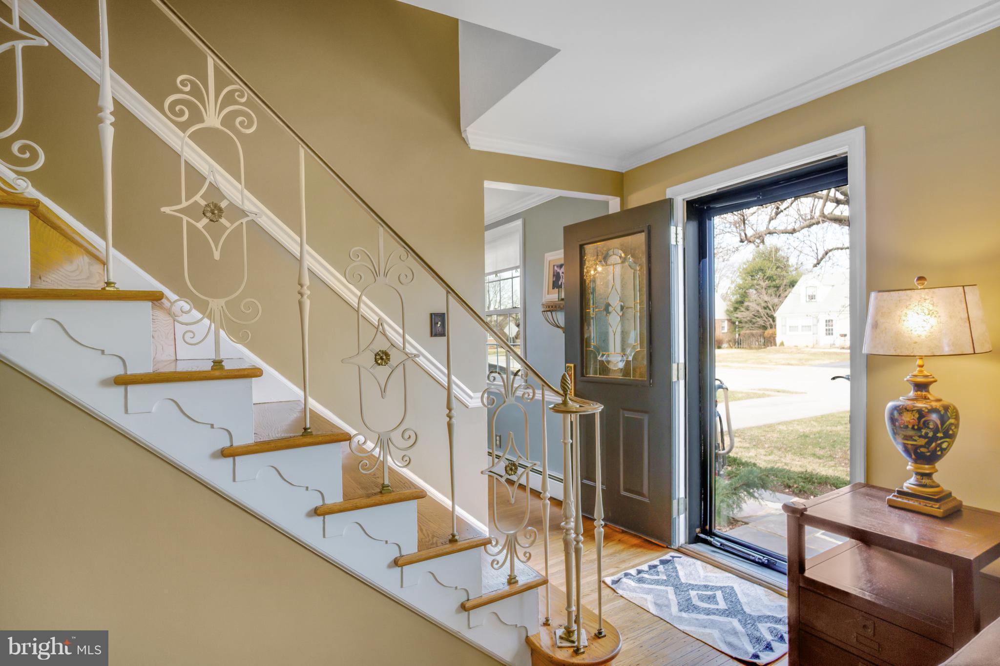 450 Blair Road Springfield, PA 19064 - Photo 4 of 17 Front Entry