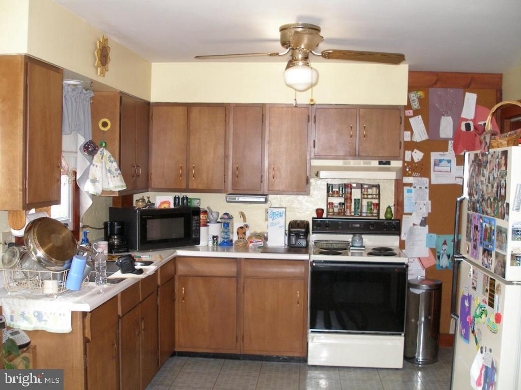 448 North Water Street Lititz, PA 17543 - Photo 6 of 10 Gallery Image 6