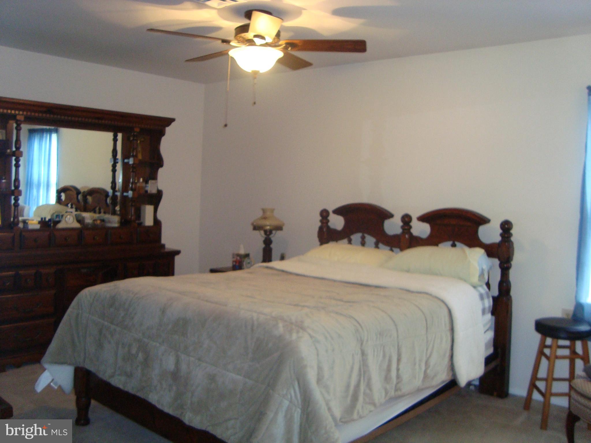 3 Heather Place Southampton, NJ 08088 - Photo 15 of 26 MASTER BR