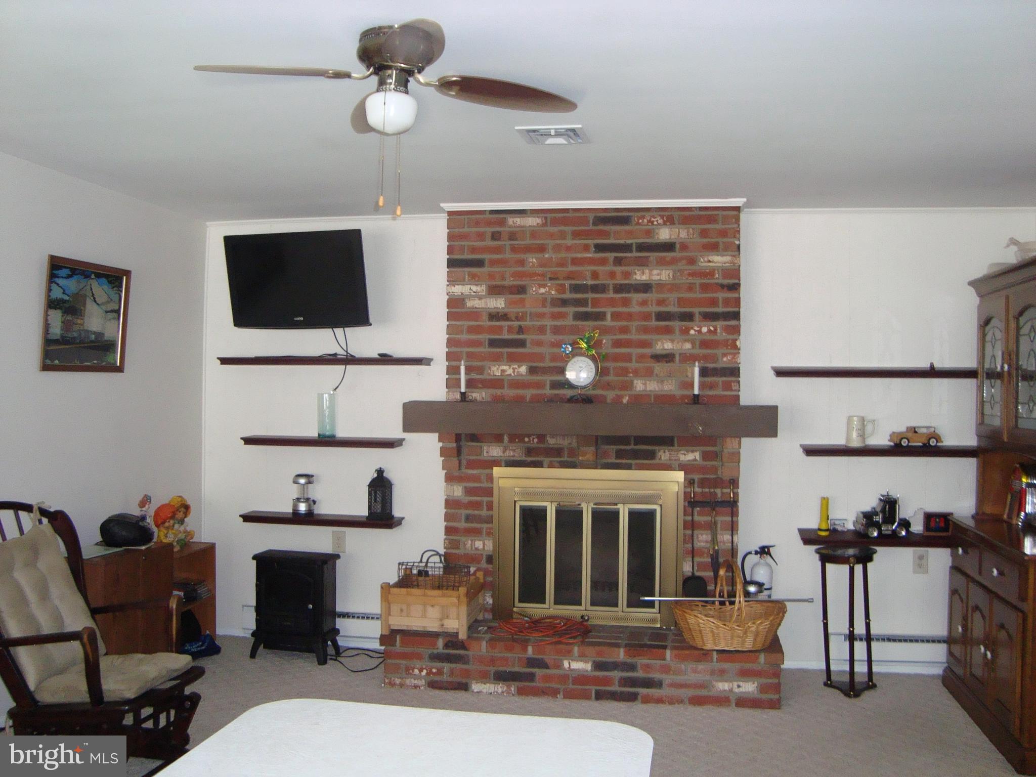 3 Heather Place Southampton, NJ 08088 - Photo 21 of 26 FAMILY ROOM