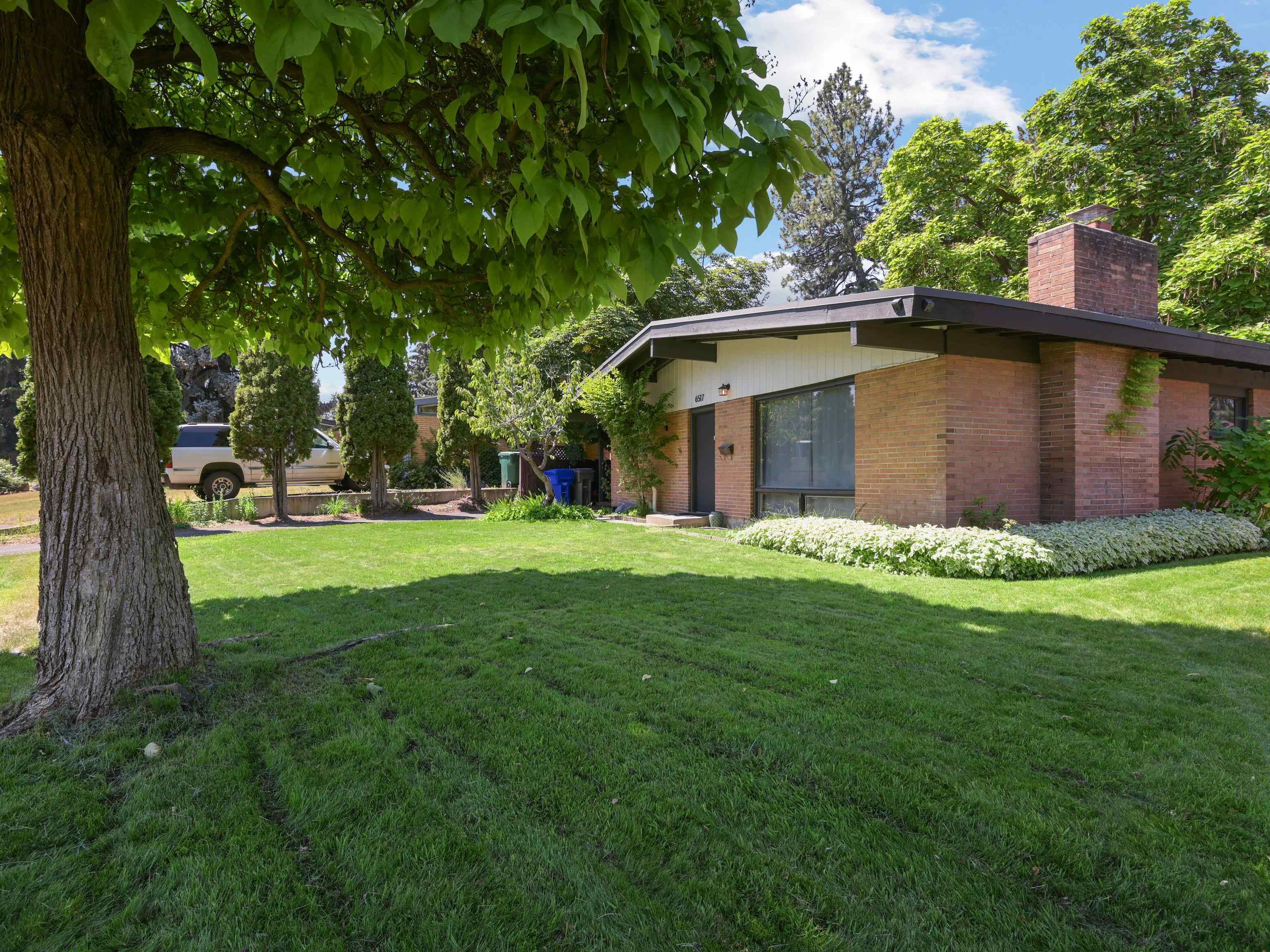6517 North Stevens Street Spokane, WA 99208 - Photo 2 of 30