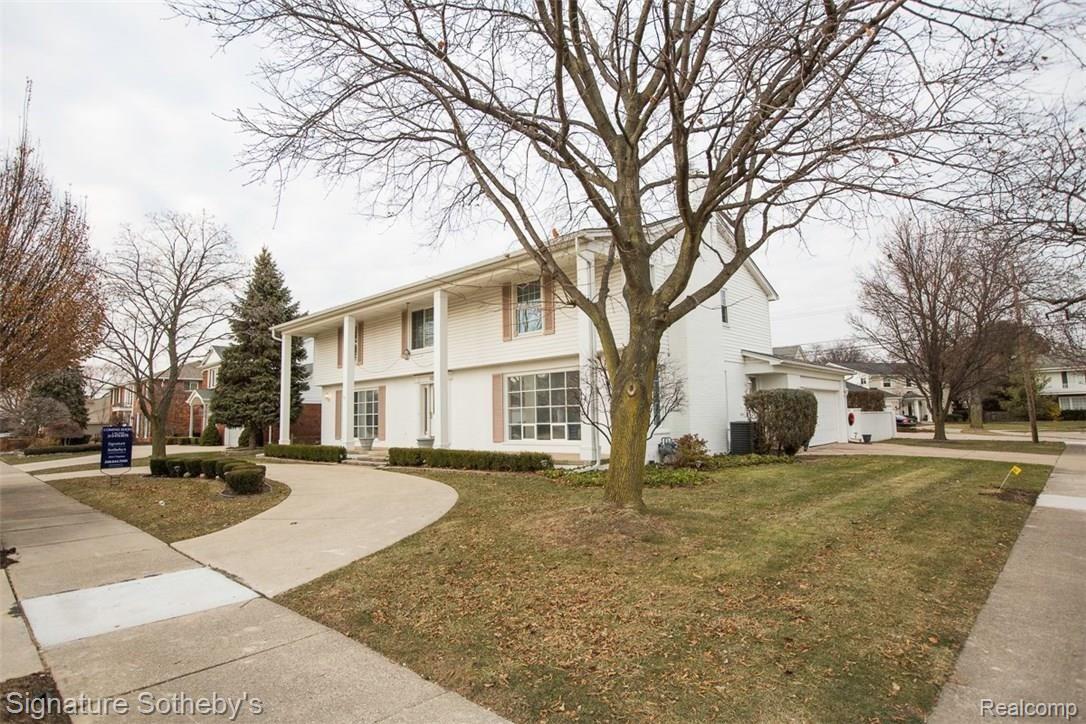 622 Canterbury Road Grosse Pointe, MI 48236 - Photo 54 of 54 Mike_Popso_Sotheby's_Grosse_Pointe-66.jpg