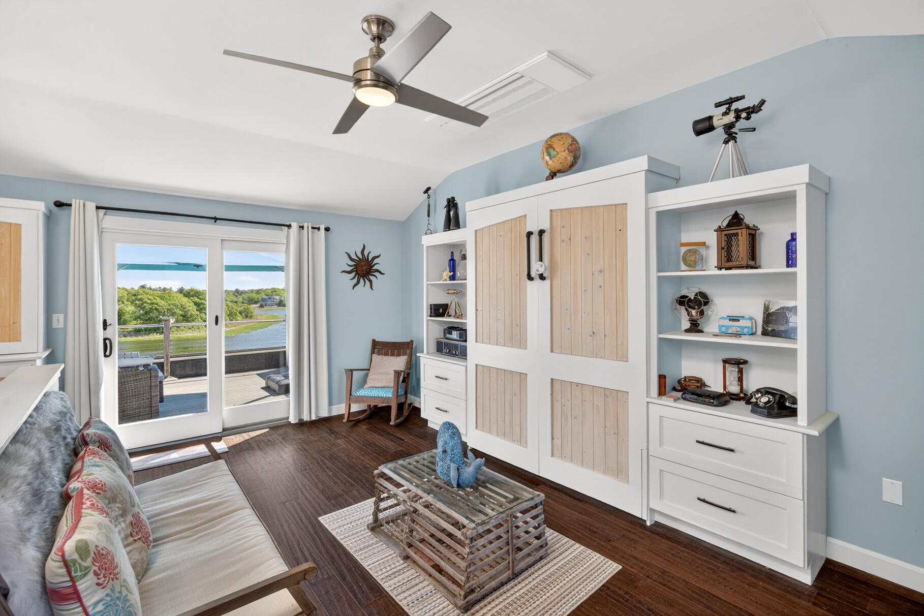 45 Main Street, Unit 37 Wareham, MA 02571 - Photo 27 of 46 Third Floor Sitting Room