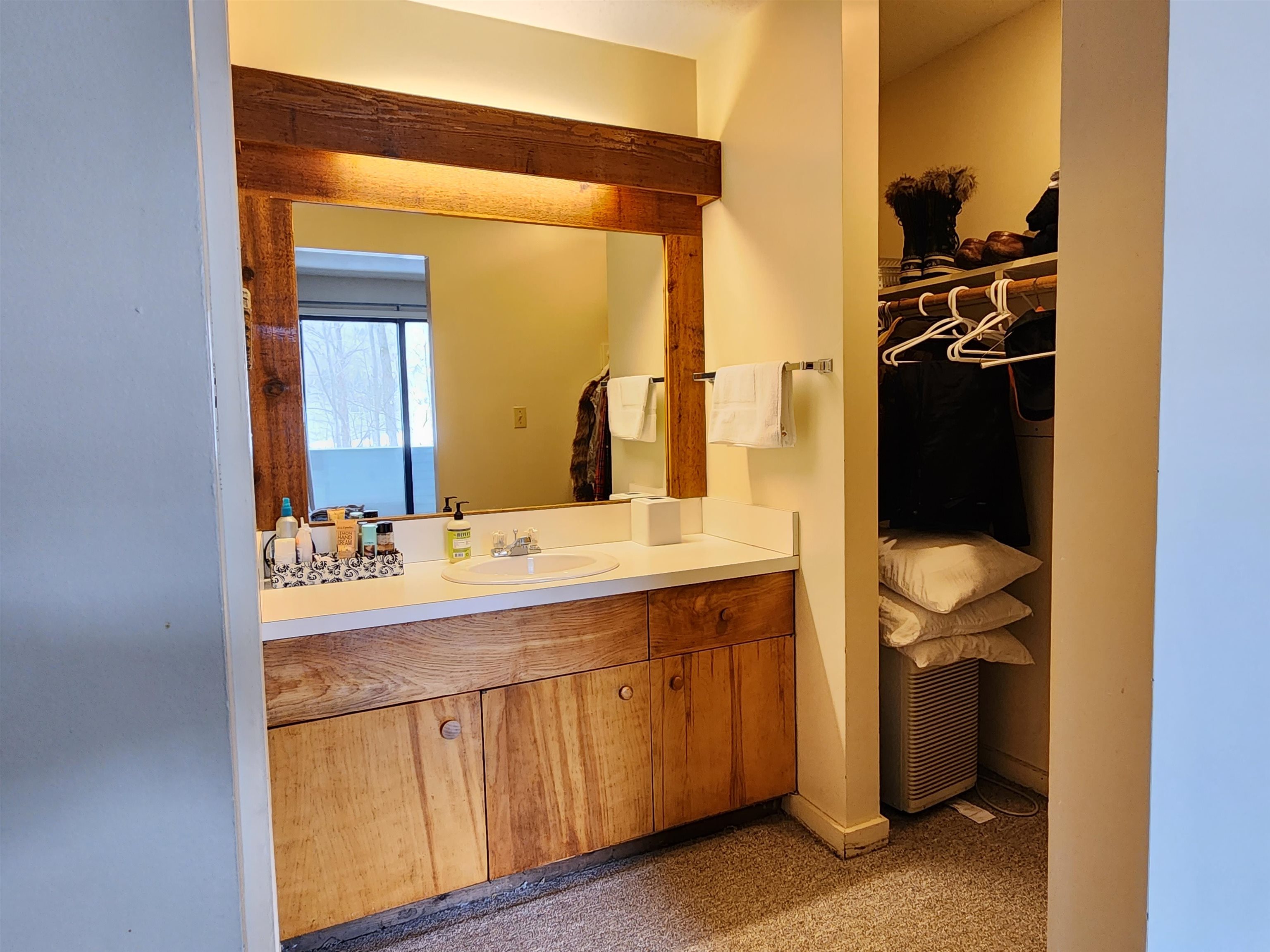 32 Fox Run Road, Unit 1 Lincoln, NH 03251 - Photo 17 of 30