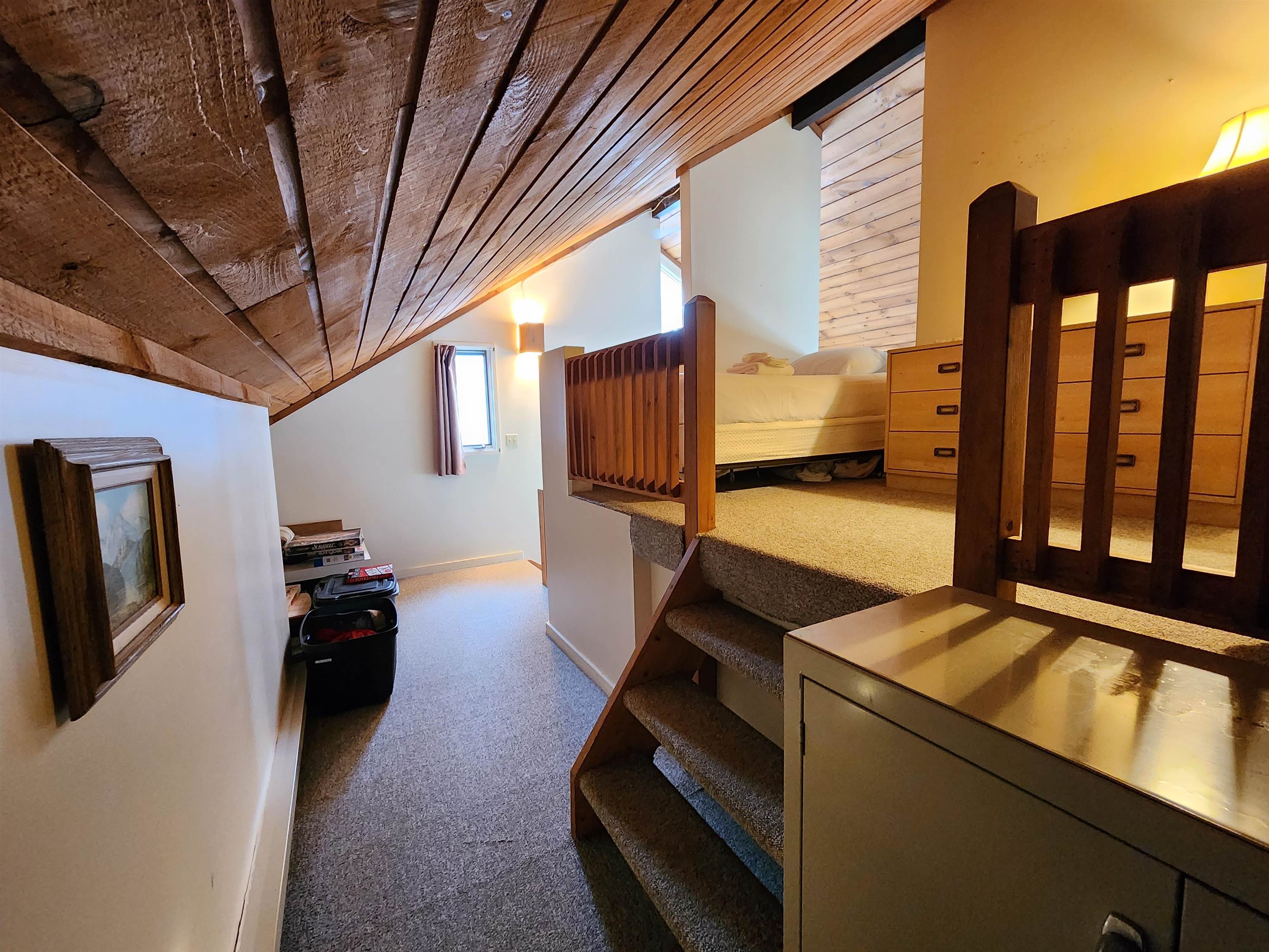 32 Fox Run Road, Unit 1 Lincoln, NH 03251 - Photo 22 of 30