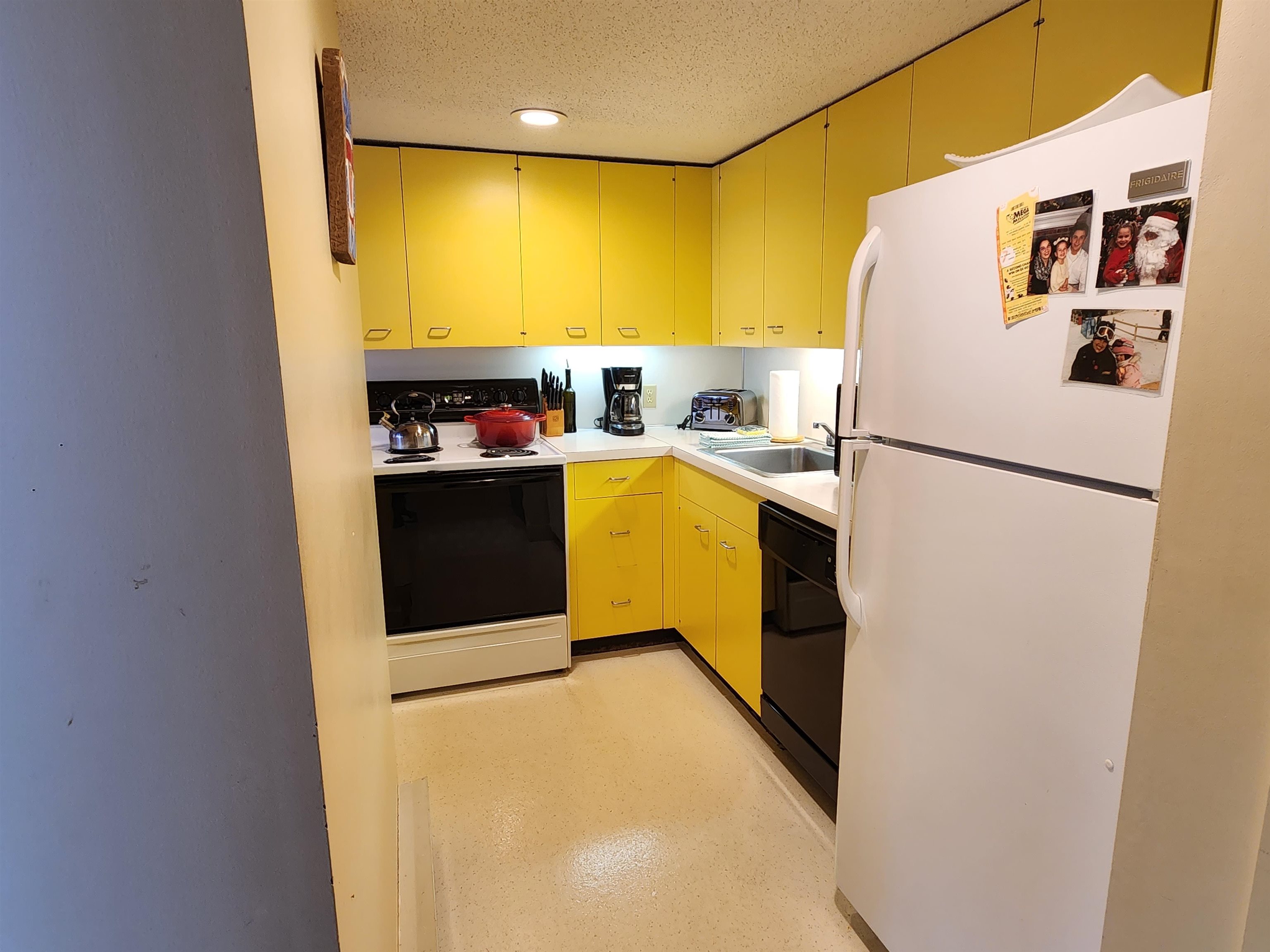 32 Fox Run Road, Unit 1 Lincoln, NH 03251 - Photo 10 of 30