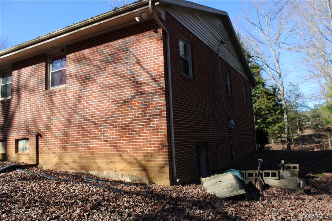 7400 Courthouse Road Providence Forge, VA 23140 - Photo 8 of 29 Gallery Image 8