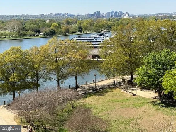 $292,500 | 1425 4th Street Southwest, Unit A714, Washington, DC 20024