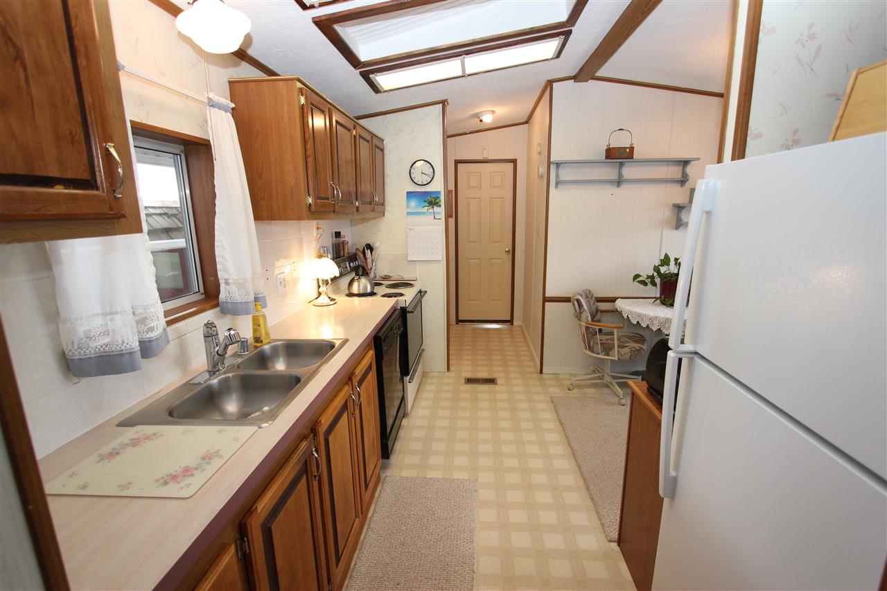 4202 East Lane Park Road, Unit 9 Mead, WA 99021 - Photo 8 of 15