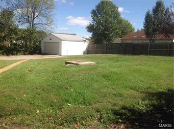 4508 Ringer Road Oakville, MO 63129 - Photo 6 of 19 Gallery Image 6