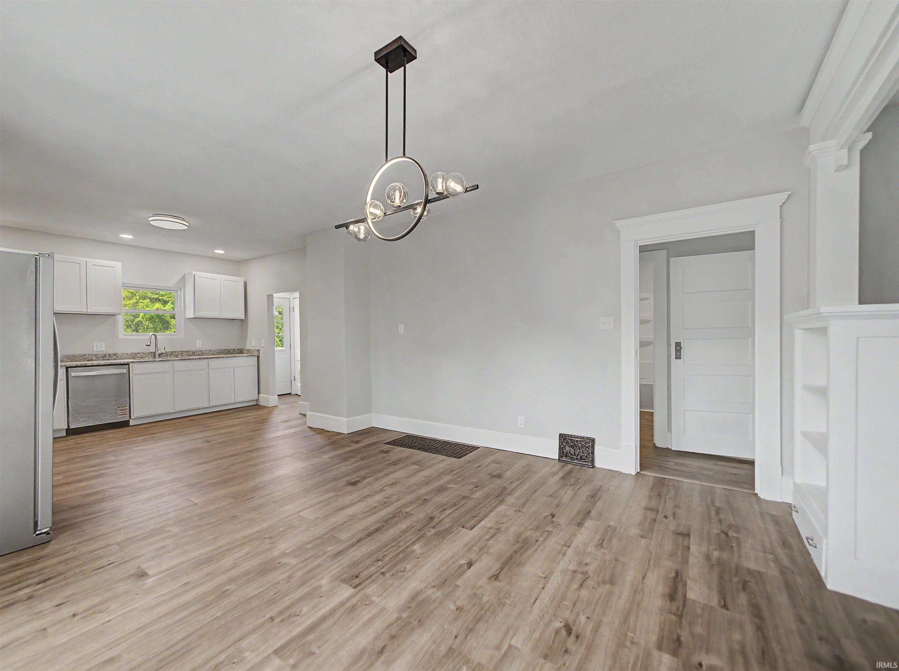 3704 Stringtown Road Evansville, IN 47711 - Photo 10 of 38