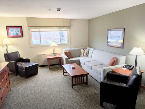 $145,000 | 228 East Mountain Road, Unit D GRAND HOTEL 112 III (TALABAC), Killington, VT 05751