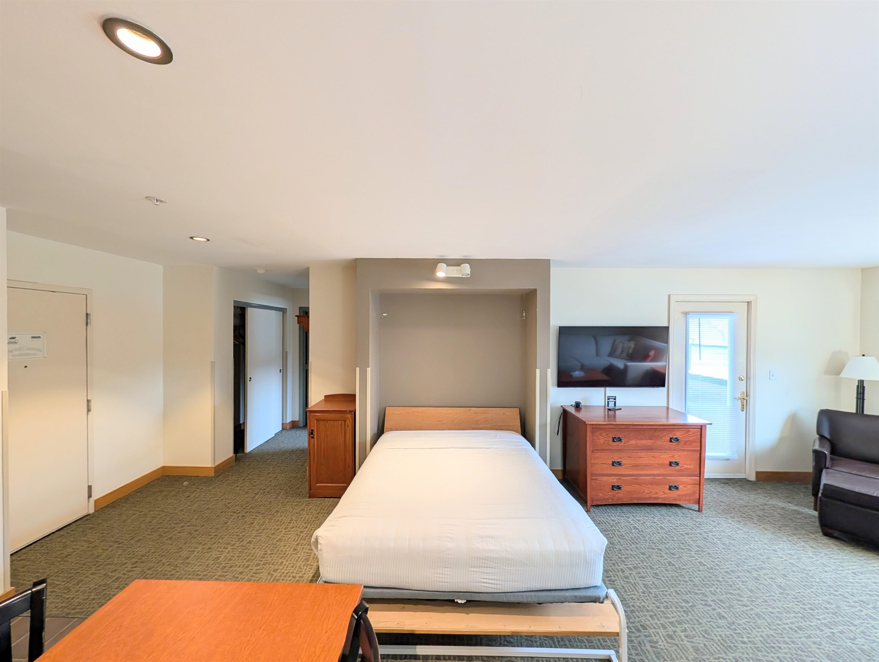 228 East Mountain Road, Unit D GRAND HOTEL 112 III (TALABAC) Killington, VT 05751 - Photo 20 of 60