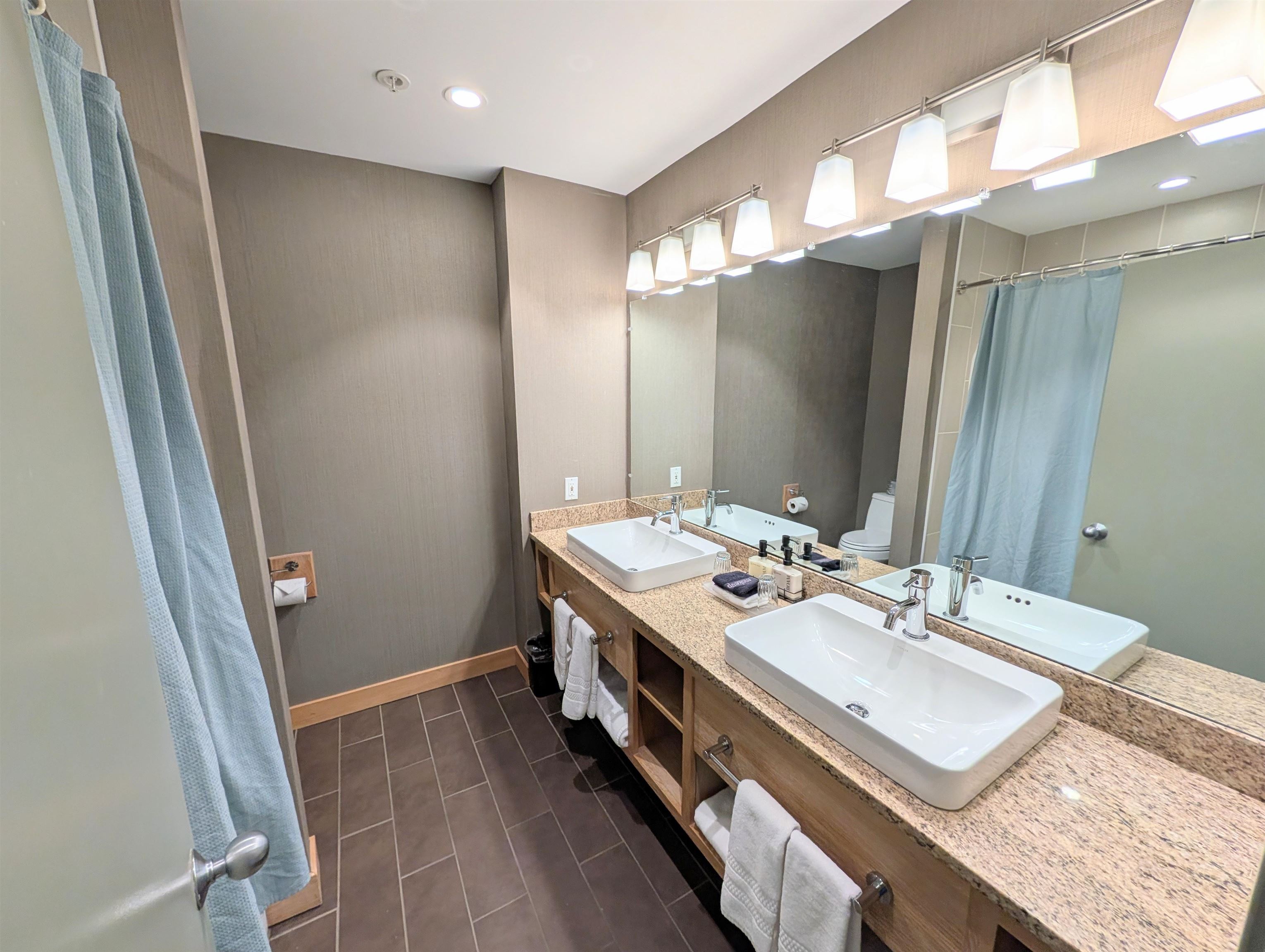 228 East Mountain Road, Unit D GRAND HOTEL 112 III (TALABAC) Killington, VT 05751 - Photo 31 of 60