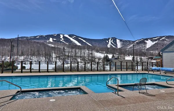 $145,000 | 228 East Mountain Road, Unit D GRAND HOTEL 112 III (TALABAC), Killington, VT 05751