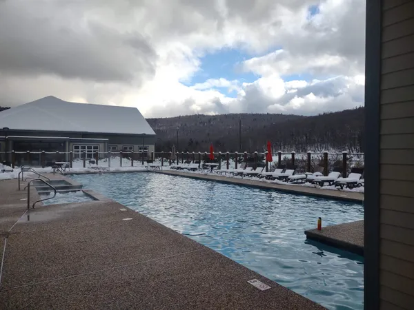 $145,000 | 228 East Mountain Road, Unit D GRAND HOTEL 112 III (TALABAC), Killington, VT 05751