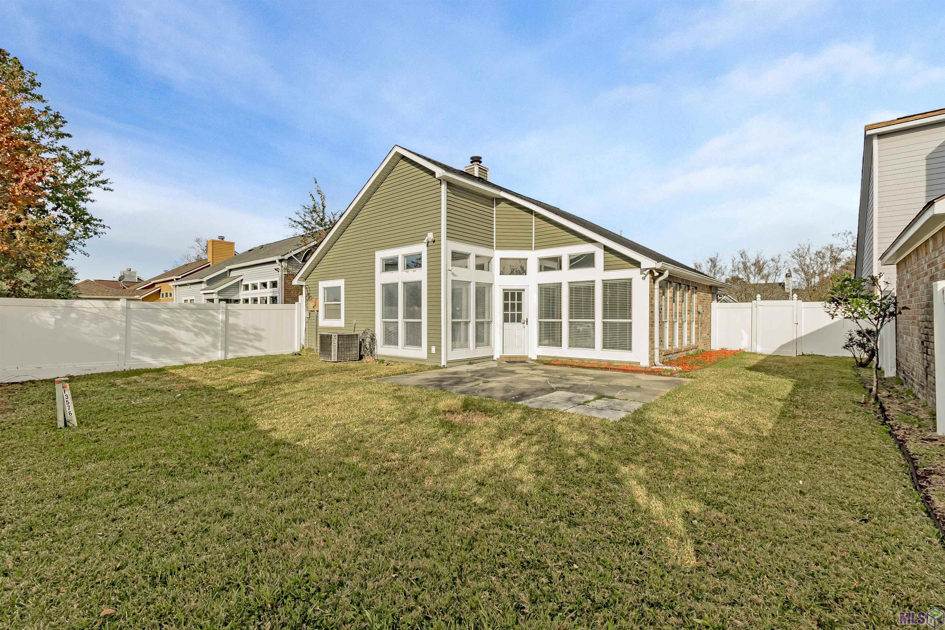 13576 South Fairview Avenue Baton Rouge, LA 70816 - Photo 18 of 19