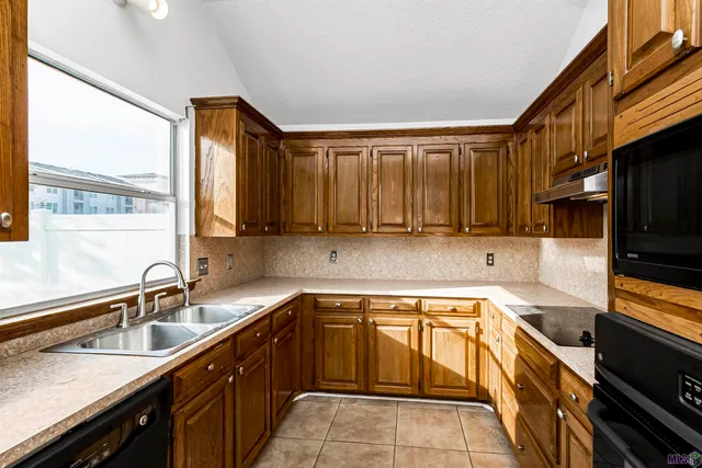 $240,000 | 13576 South Fairview Avenue, Baton Rouge, LA 70816