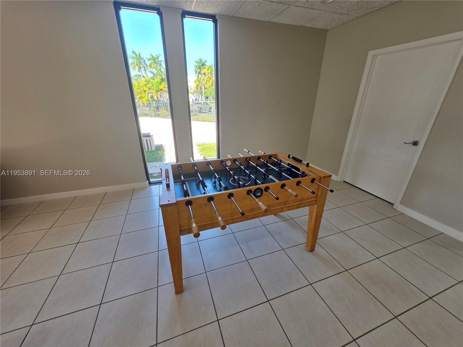 8600 Southwest 133rd Avenue Road, Unit 424 Miami, FL 33183 - Photo 27 of 27 a view of an empty room with a window