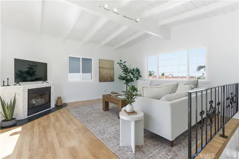 $1,115,000 | 1744 Wollacott Street, Redondo Beach, CA 90278