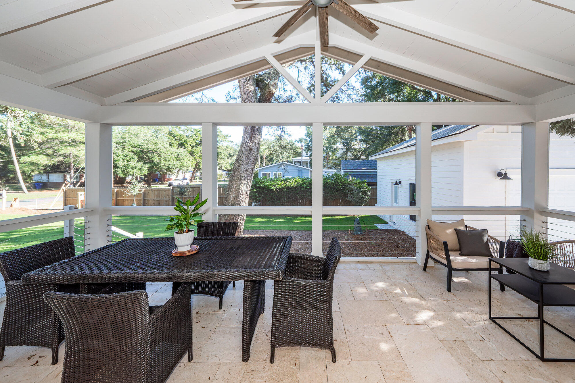 2404 Waterway Boulevard Isle of Palms, SC 29451 - Photo 11 of 57 101525 094