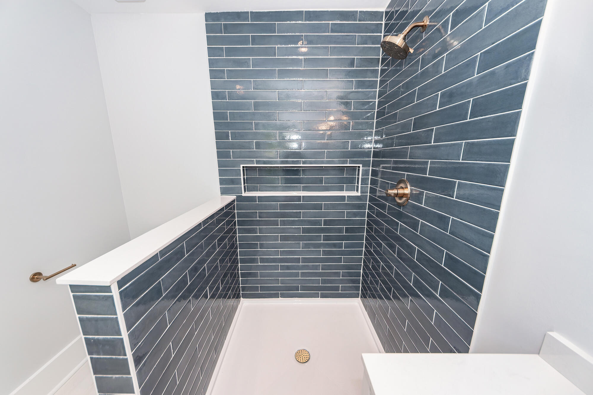 2404 Waterway Boulevard Isle of Palms, SC 29451 - Photo 30 of 57 2404 Waterway 46