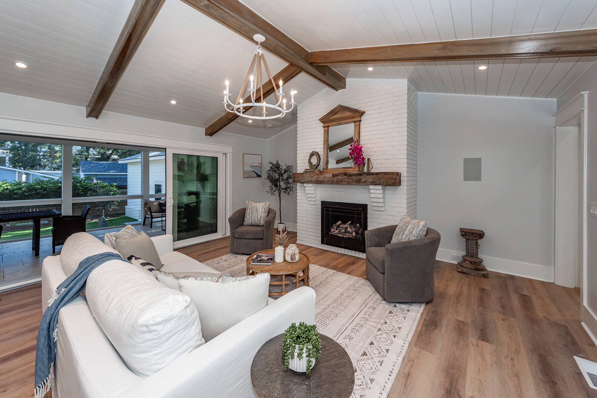 2404 Waterway Boulevard Isle of Palms, SC 29451 - Photo 31 of 57 101525 100