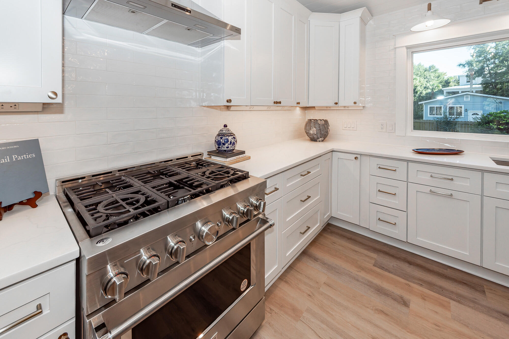 2404 Waterway Boulevard Isle of Palms, SC 29451 - Photo 8 of 57 101525 118