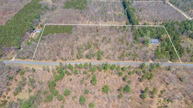 $349,900 | 10236 Buttercup Avenue, Hancock, WI 54943