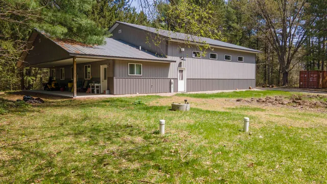 $349,900 | 10236 Buttercup Avenue, Hancock, WI 54943