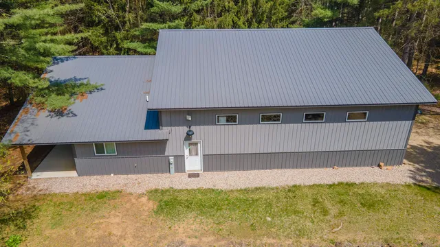 $349,900 | 10236 Buttercup Avenue, Hancock, WI 54943