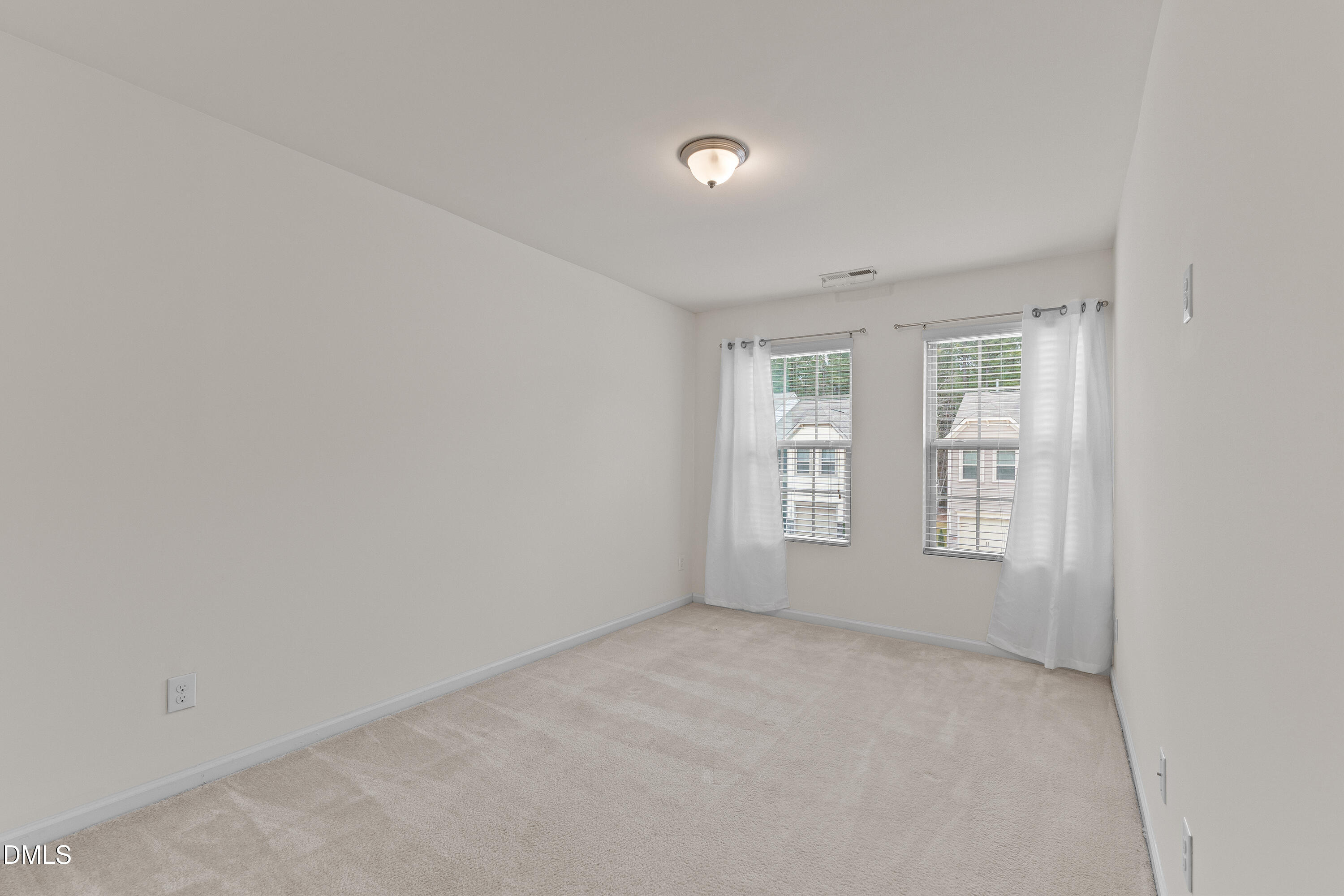 232 Cross Blossom Road Durham, NC 27703 - Photo 19 of 38 19-232 Cross Blossom Rd_9801