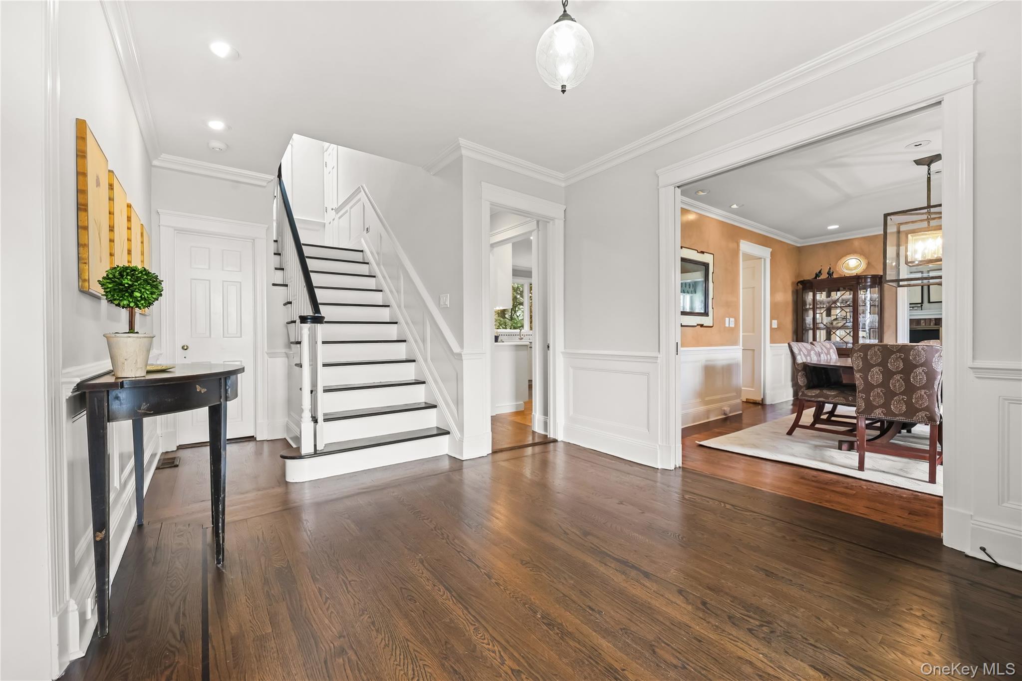 42 Sturgis Road Bronxville, NY 10708 - Photo 3 of 31