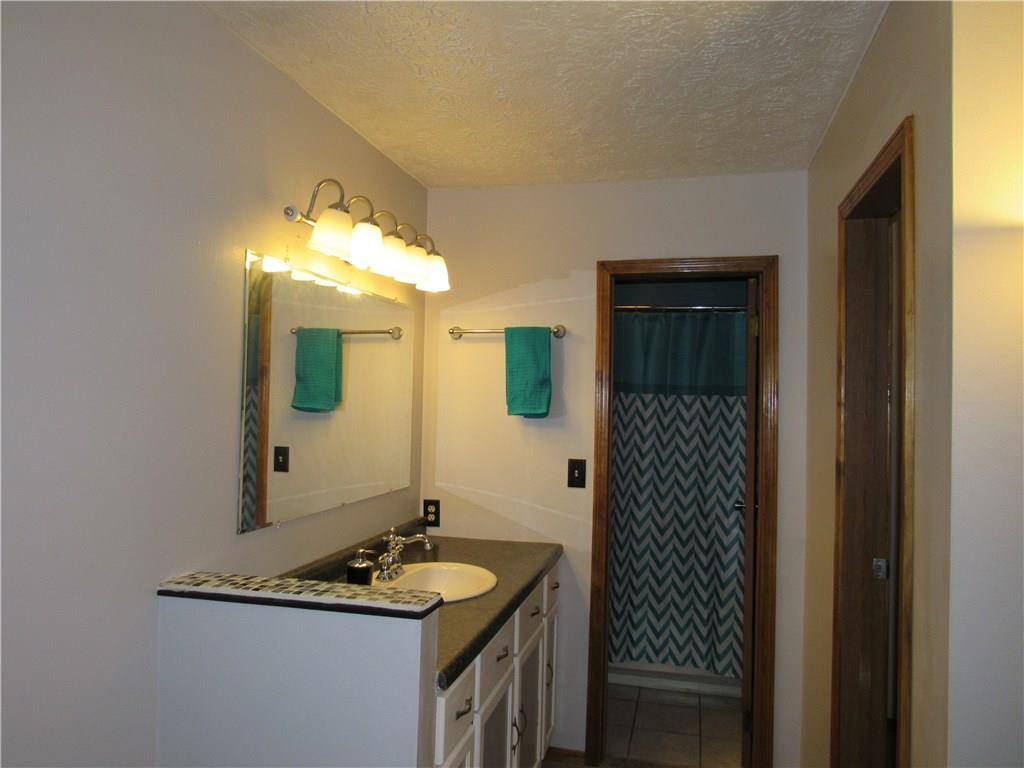 7746 5 Points Road Indianapolis, IN 46259 - Photo 14 of 24 Gallery Image 14