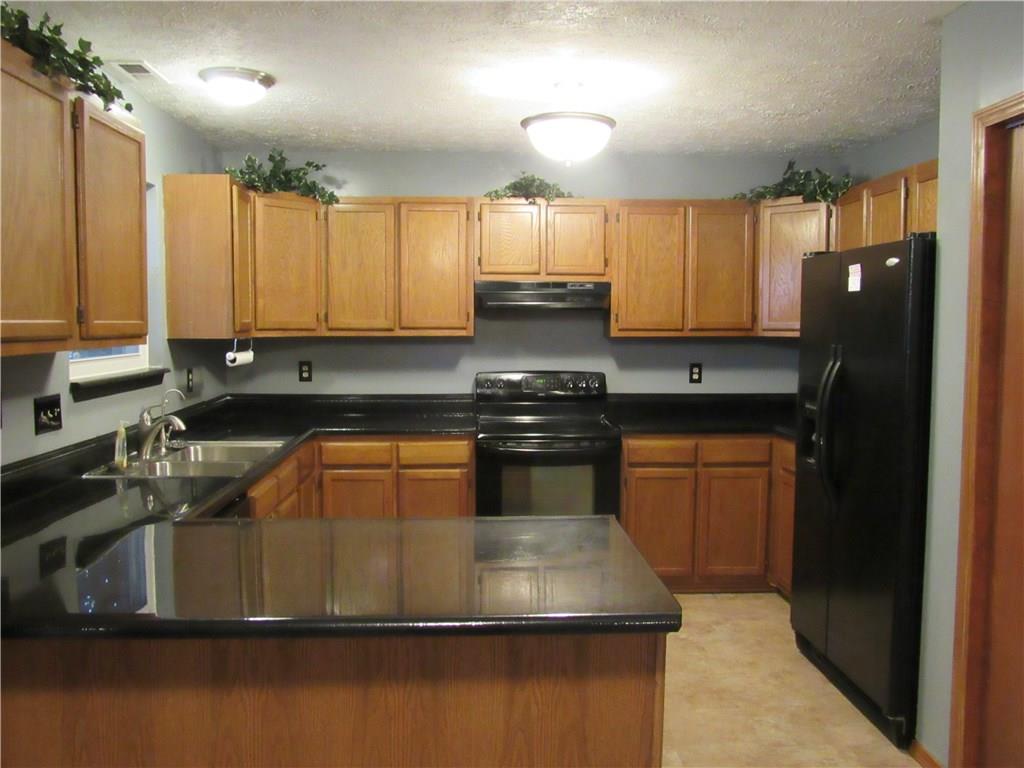 7746 5 Points Road Indianapolis, IN 46259 - Photo 8 of 24 Gallery Image 8