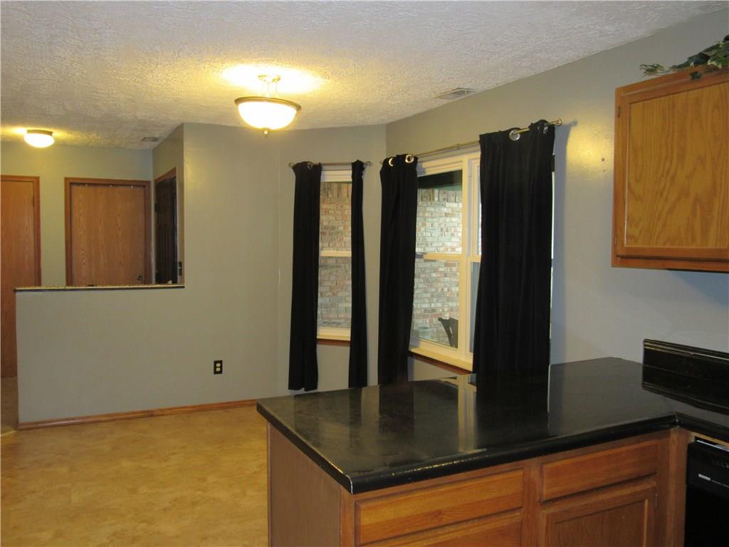 7746 5 Points Road Indianapolis, IN 46259 - Photo 10 of 24 Gallery Image 10