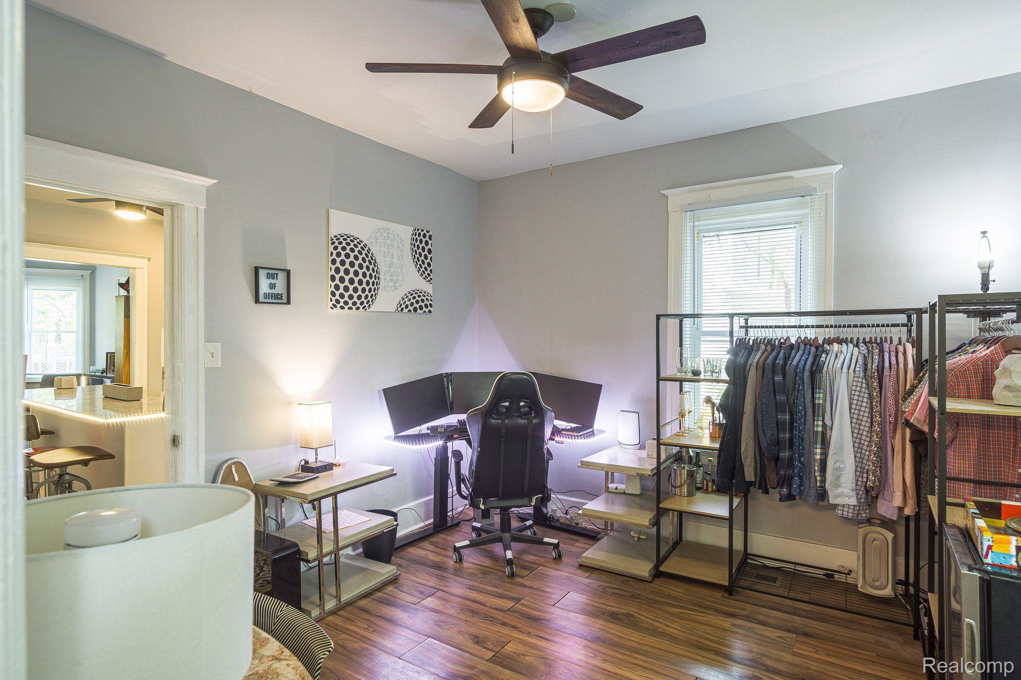 8062 Ruedisale Court Detroit, MI 48214 - Photo 22 of 44 Gallery Image 22