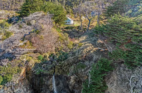 $889,000 | 33620 Highway 1, Gualala, CA 95445