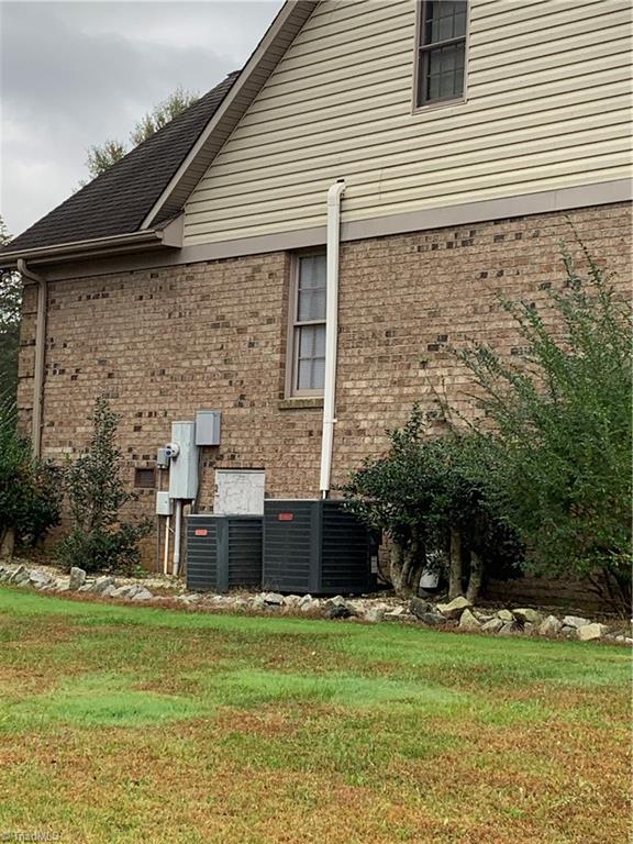 7024 Riverside Road Seagrove, NC 27341 - Photo 6 of 16 New HVAC Units!