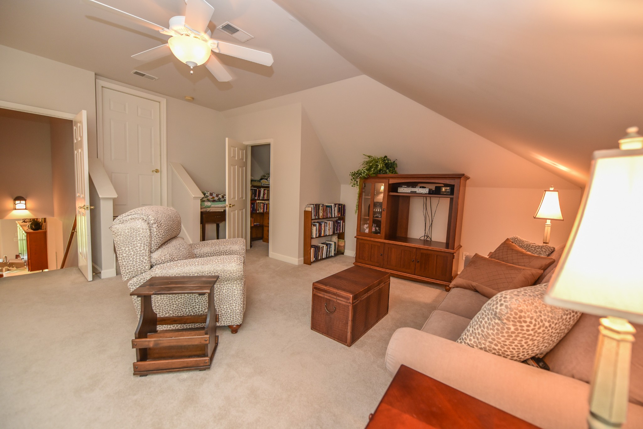 157 Stoners Glen Road Hermitage, TN 37076 - Photo 21 of 24 a living room with furniture
