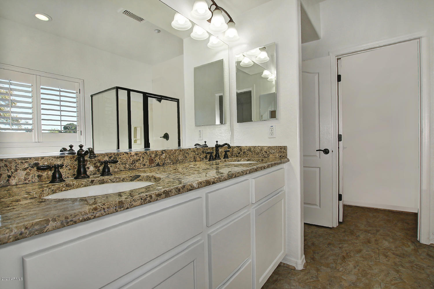 6940 East Cochise Road, Unit 1043 Paradise Valley, AZ 85253 - Photo 30 of 39 6940 E Cochise Rd UNIT 1043-large-030-00