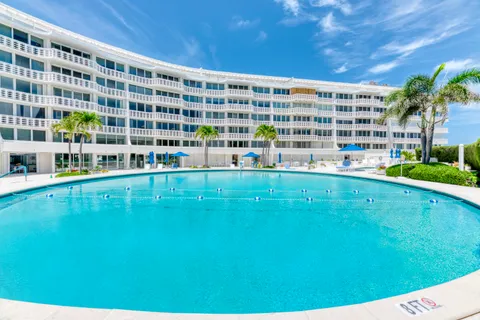 $7,495,000 | 100 Sunrise Avenue, Unit 223, Palm Beach, FL 33480