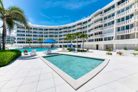 $7,495,000 | 100 Sunrise Avenue, Unit 223, Palm Beach, FL 33480