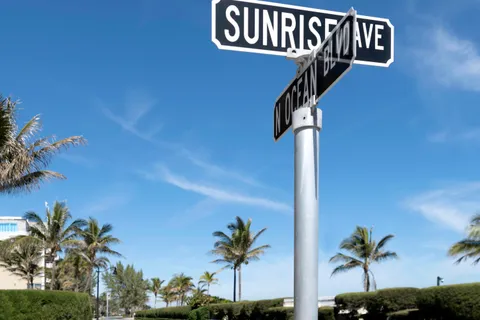 $7,495,000 | 100 Sunrise Avenue, Unit 223, Palm Beach, FL 33480