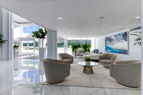 $7,495,000 | 100 Sunrise Avenue, Unit 223, Palm Beach, FL 33480
