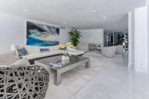 $7,495,000 | 100 Sunrise Avenue, Unit 223, Palm Beach, FL 33480