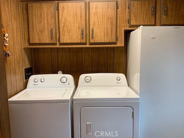 121 Larch Court Bodfish, CA 93205 - Photo 20 of 27 a utility room with dryer and washer