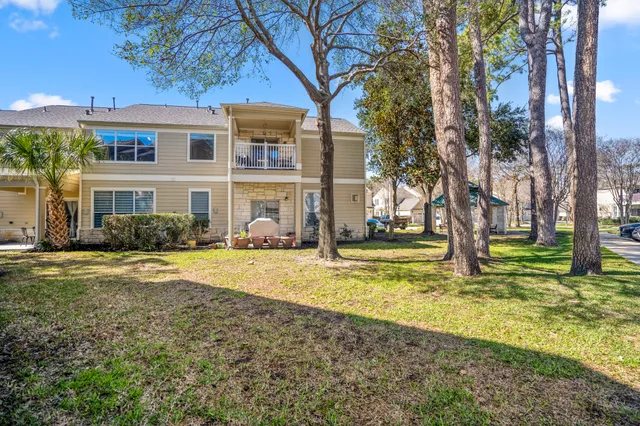 a view of outdoor space yard and patio