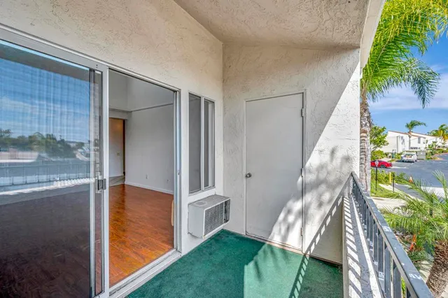 $479,000 | 3571 Ruffin Road, Unit 239, San Diego, CA 92123