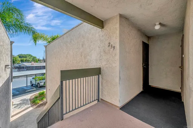 $479,000 | 3571 Ruffin Road, Unit 239, San Diego, CA 92123